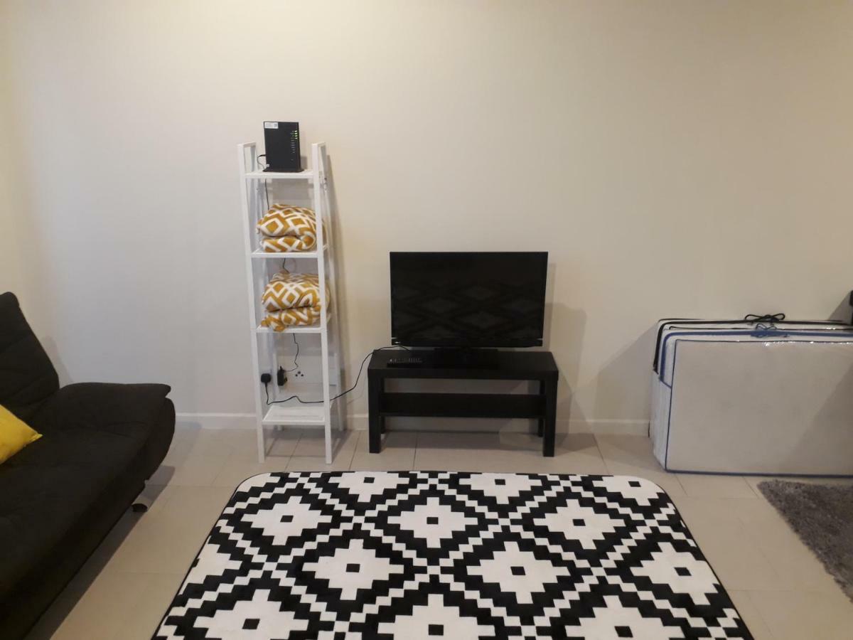 Mufasa Suites At Tamarind Suites With Wifi Netflix Coway Level 8 Cyberjaya Extérieur photo
